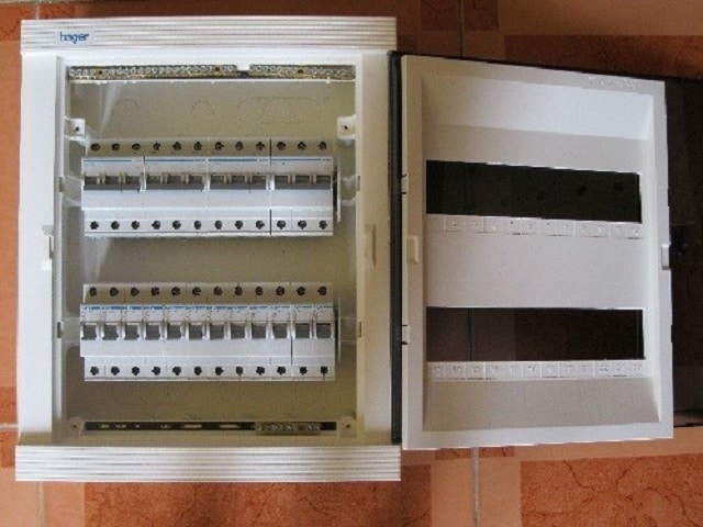 Tủ điện Hager