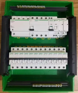 Aptomat Schneider